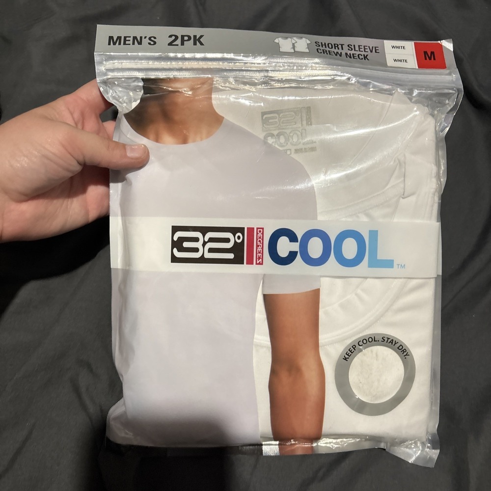 32 DEGREES Cool Short Sleeve Shirt Mens Medium Crew Neck Wicking 2 Pk White New